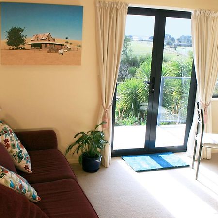 Strathaven Bed And Breakfast ไวปู ภายนอก รูปภาพ